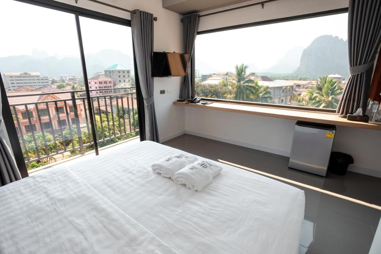 M&M Hotel Vang Vieng Eksteriør bilde