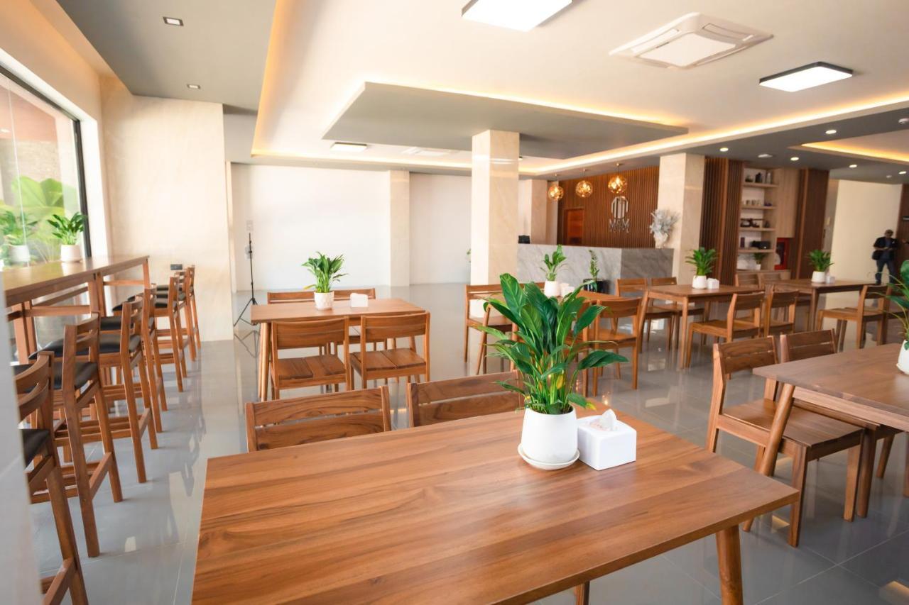 M&M Hotel Vang Vieng Eksteriør bilde