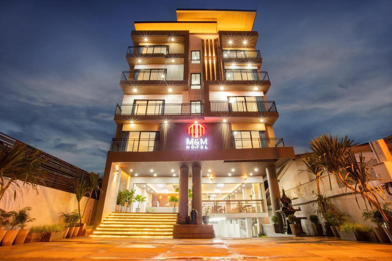 M&M Hotel Vang Vieng Eksteriør bilde