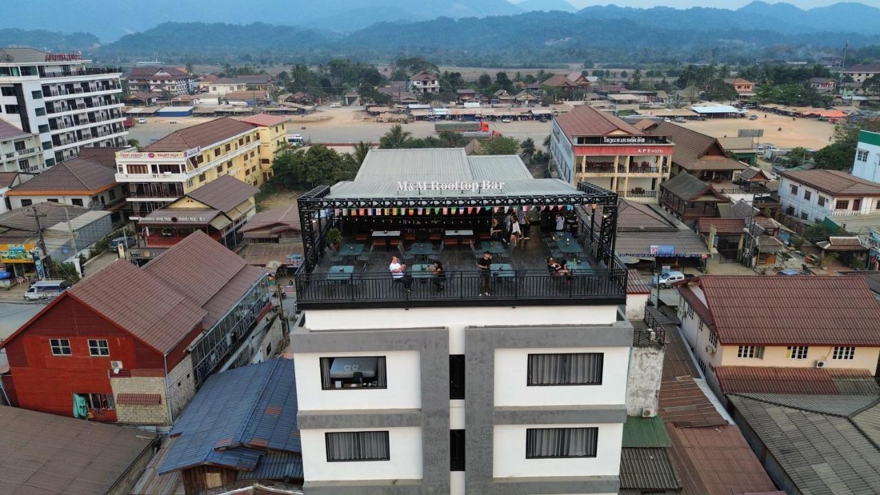 M&M Hotel Vang Vieng Eksteriør bilde